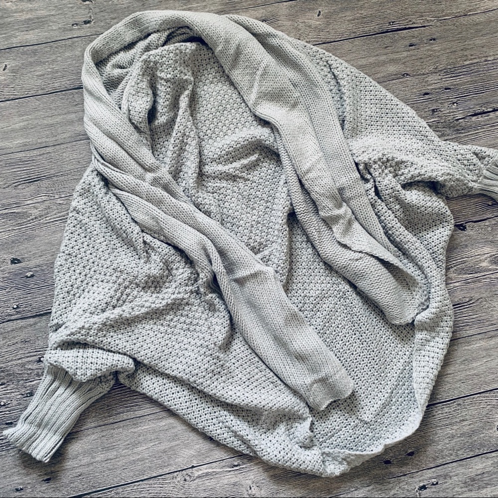 ππHappy Weekend Gray Puff Sleeve Cardigan - Picture 5 of 8